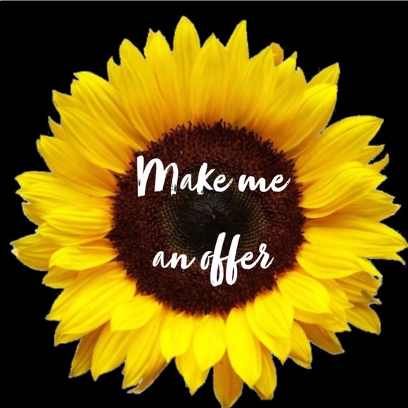 Welcome to my closet! My style is boho/gypsy! πβ€οΈπΈ - Picture 4 of 6